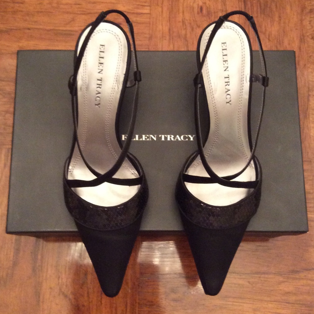 Ellen Tracy evening shoes